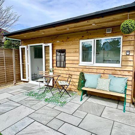 The Mudeford Gem Accommdation Крайстчърч Екстериор снимка